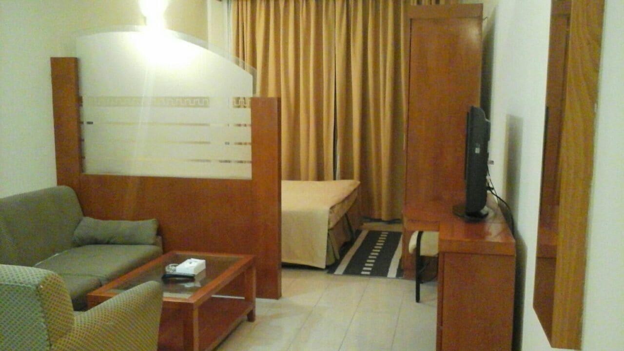 Al Raien Hotel Apartment Дубай Экстерьер фото