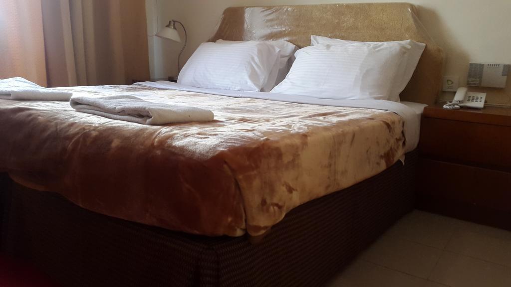 Al Raien Hotel Apartment Дубай Номер фото