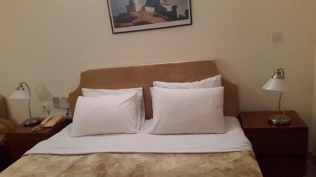 Al Raien Hotel Apartment Дубай Номер фото
