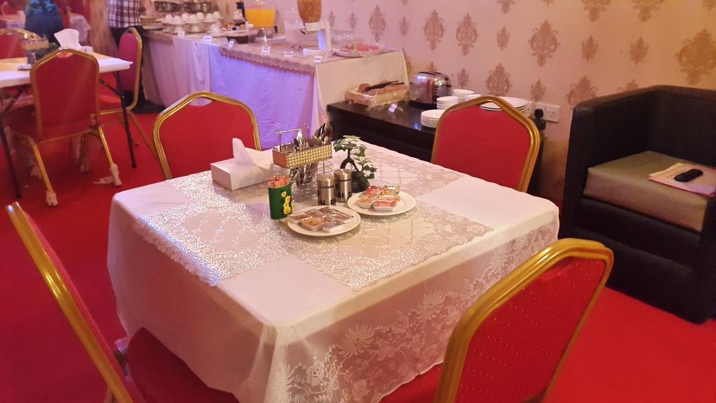 Al Raien Hotel Apartment Дубай Экстерьер фото